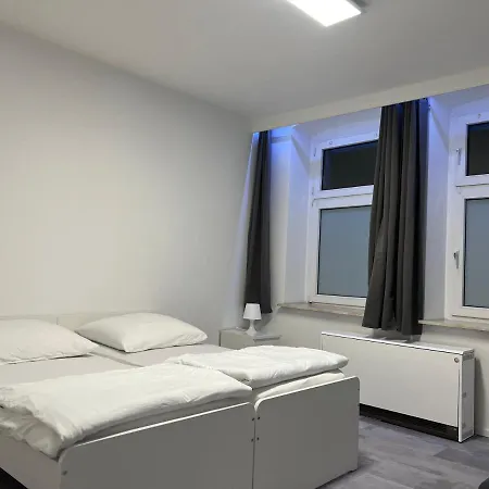 Freshly Renovated Kitchen Wifi Near Duesseldorf Airport Apartment Essen